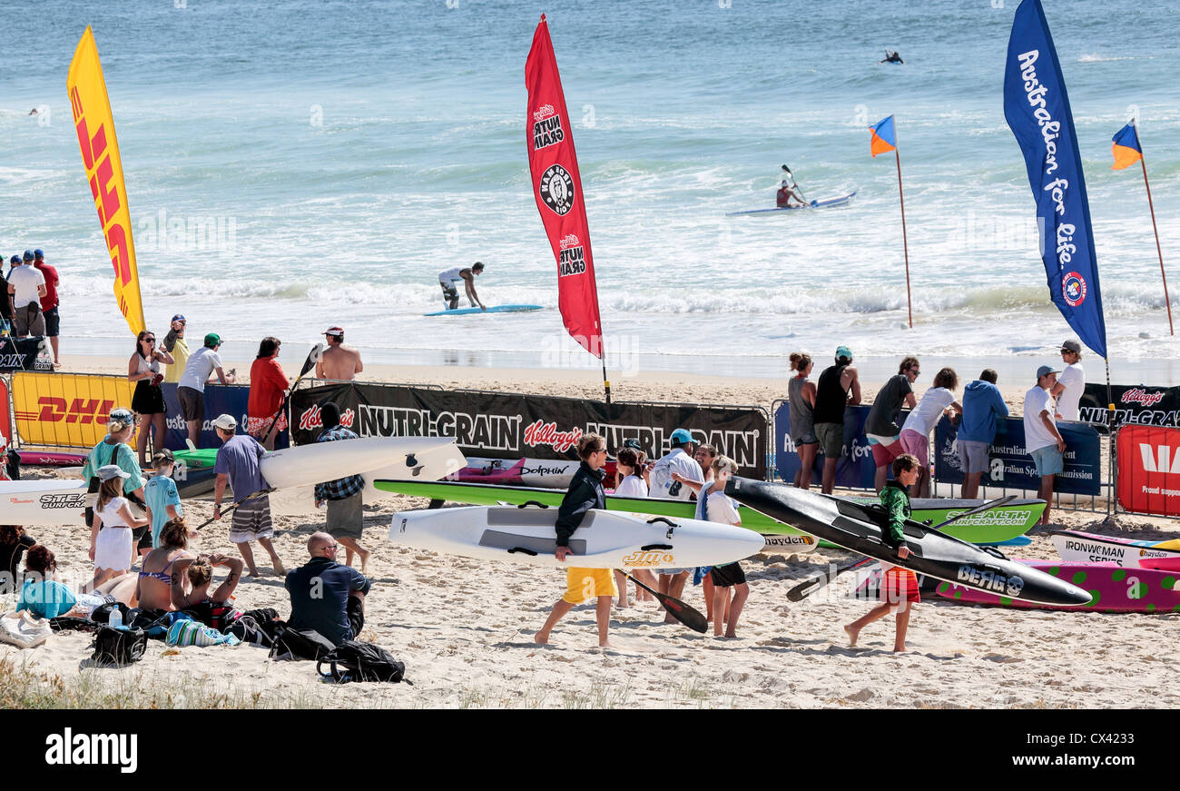 Sauvetage sur plage Plage de Tugun carnaval Queensland clubs de surf surf assister à une tenue de carnaval sur la Côte d'or et à la plage de Tugun Banque D'Images