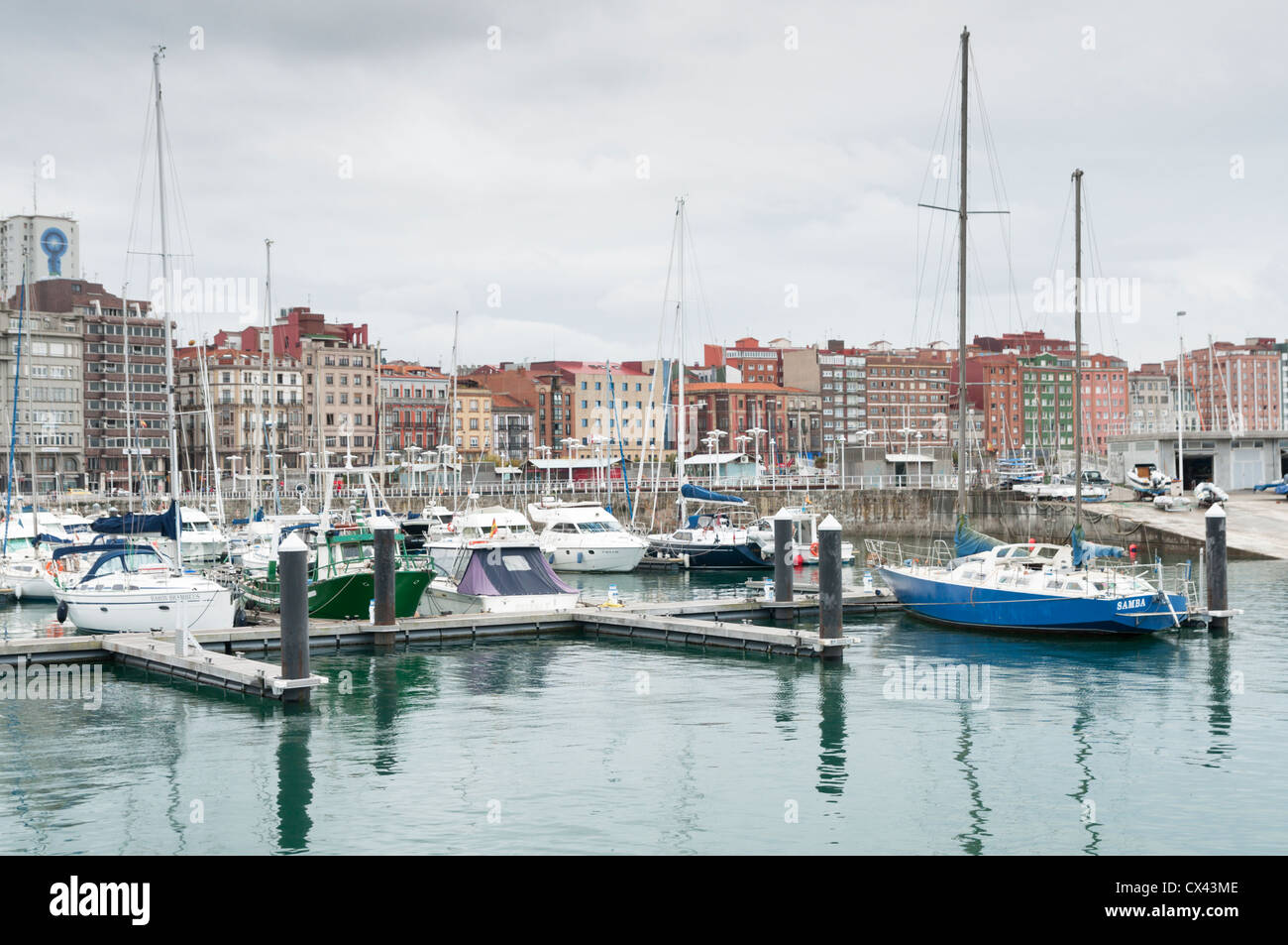 Gijon, Espagne 17 Septembre 2010 : port de plaisance. Banque D'Images