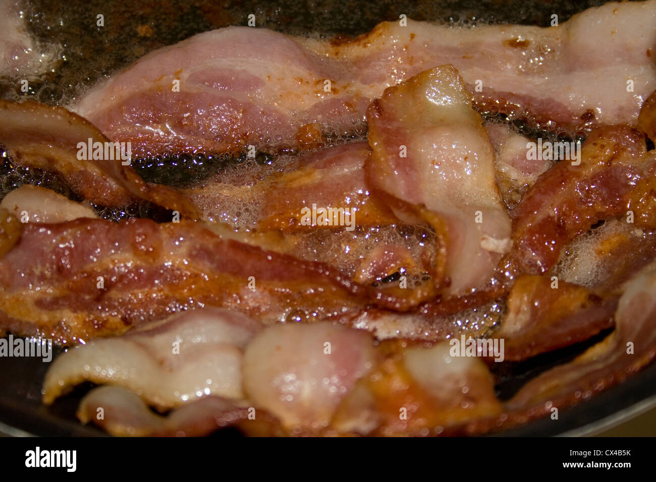 Manger du bacon Banque de photographies et d’images à haute résolution Alamy