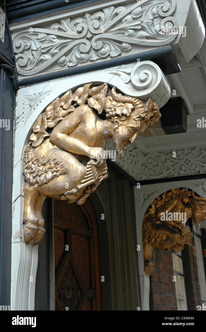 La sculpture du dieu Pan, Oxford City. Banque D'Images