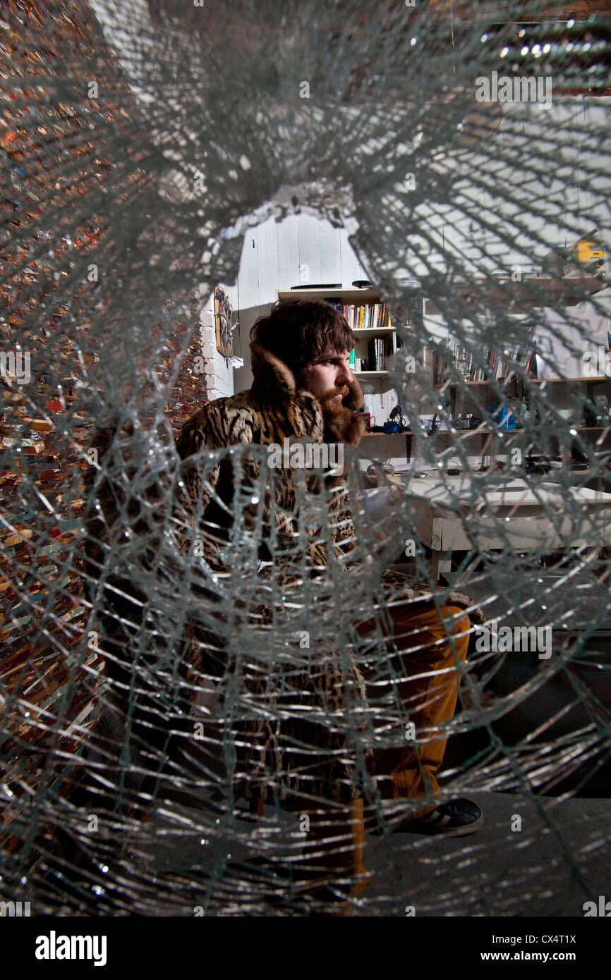 Artiste Kevin Harman, photographié à sa base d'Édimbourg. Banque D'Images