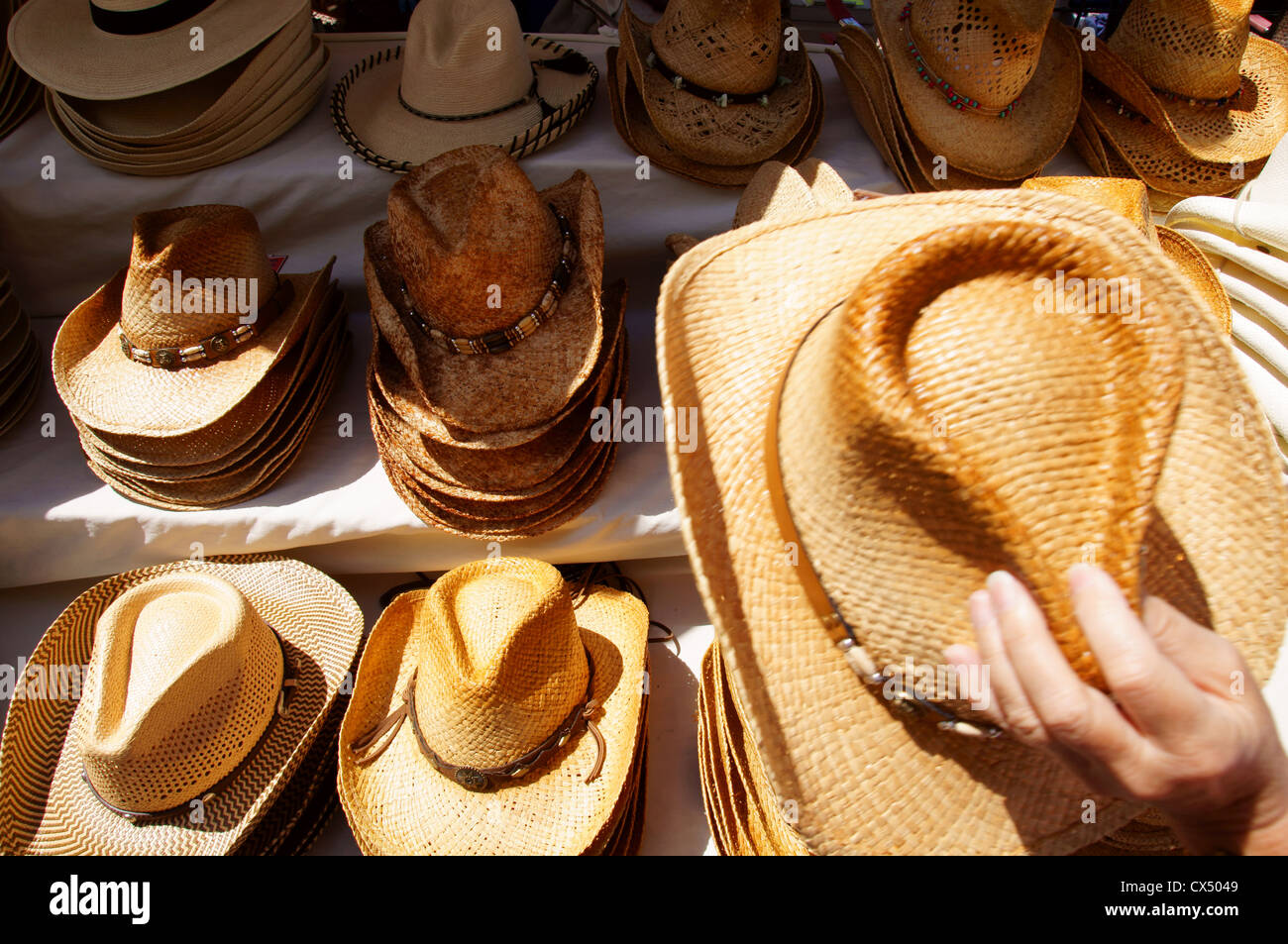 Fibre hats Banque de photographies et d'images à haute résolution - Alamy