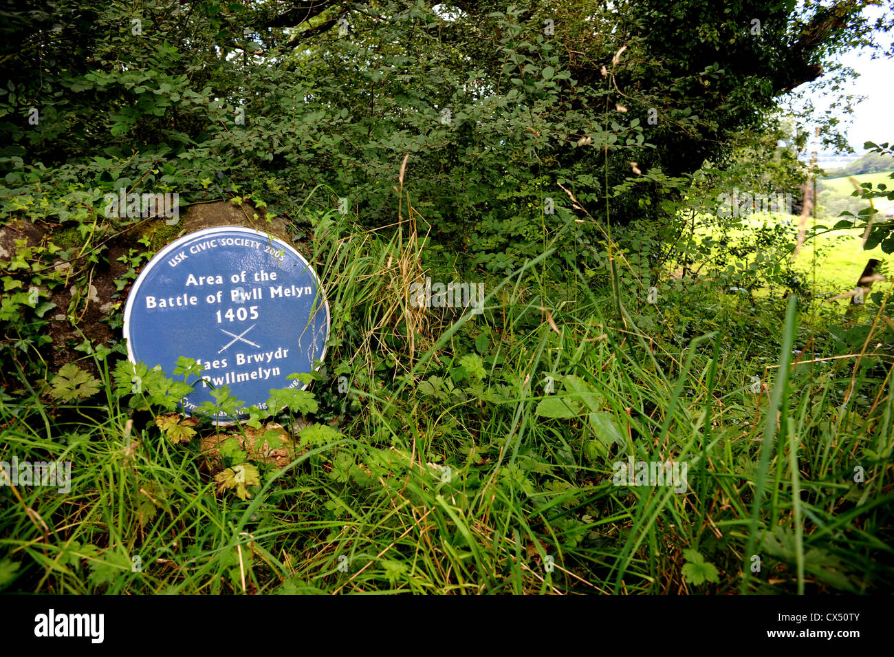 Blue plaque pour la bataille de l'emplacement de Pwll Melyn, aka la bataille de l'Usk, partie de la guerre d'indépendance contre la domination anglaise Banque D'Images