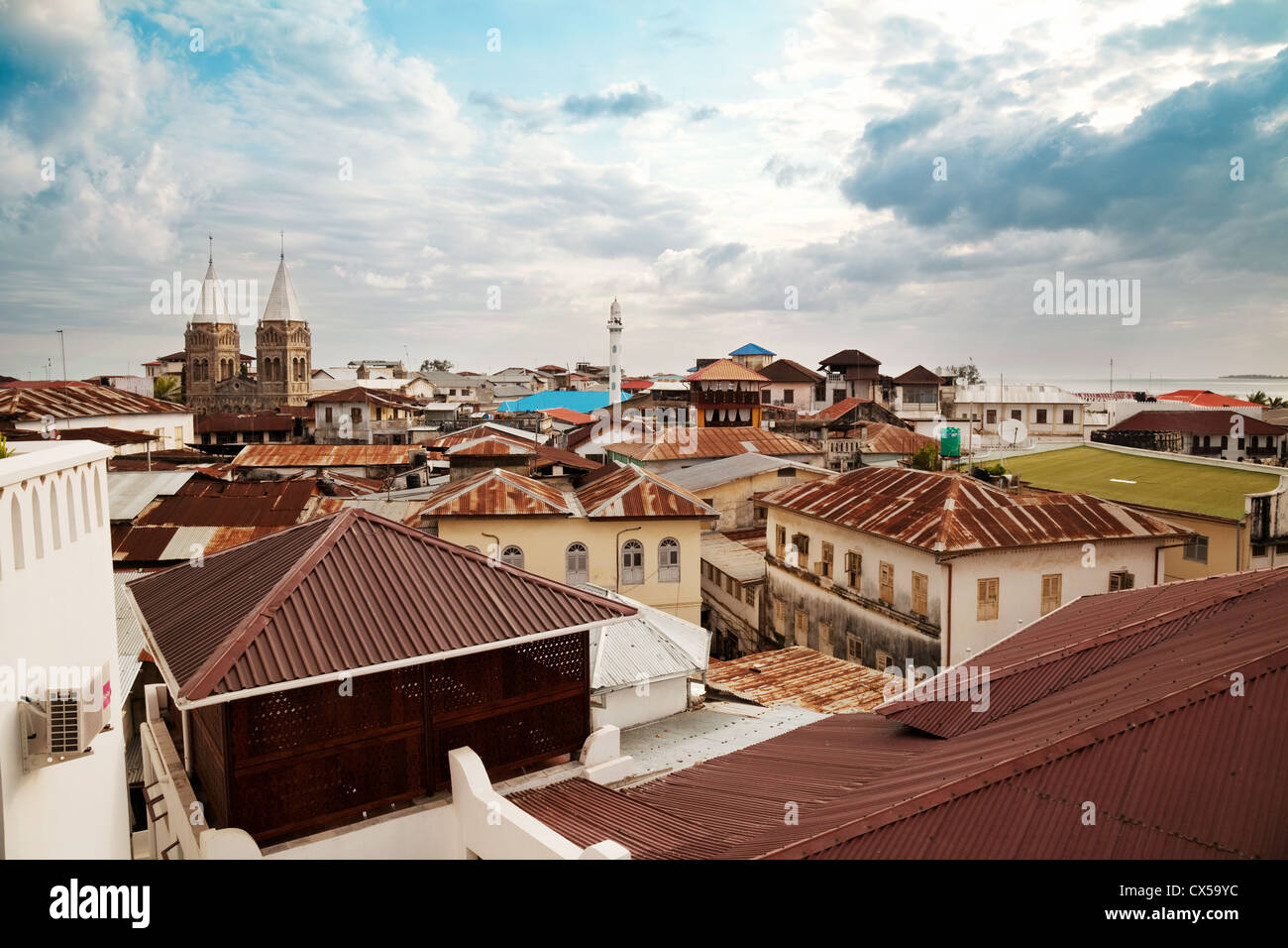 Vue sur l'horizon de Stone Town, Zanzibar Afrique Banque D'Images