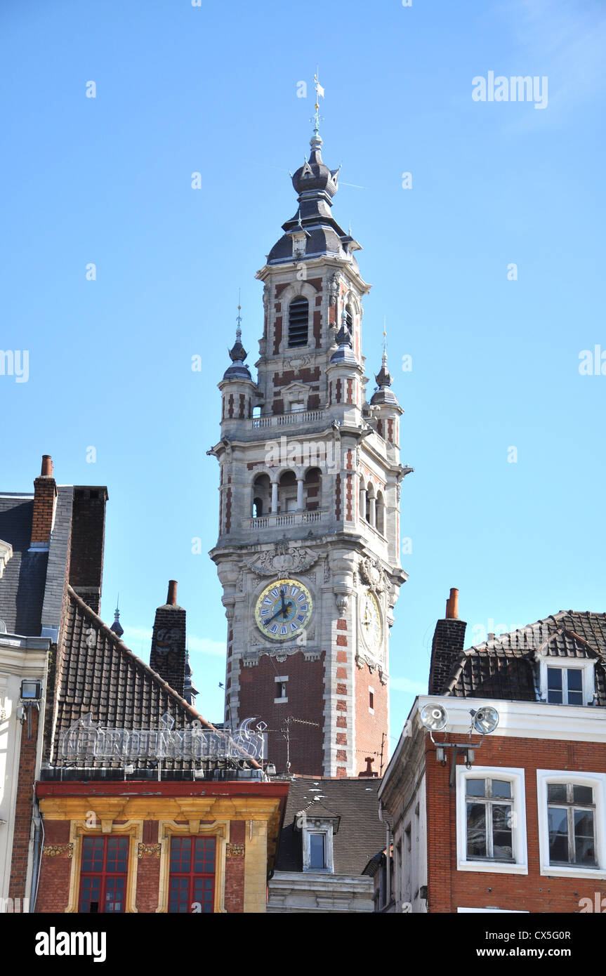 Le beffroi de l'Hôtel de Ville de Lille Photo Stock Alamy