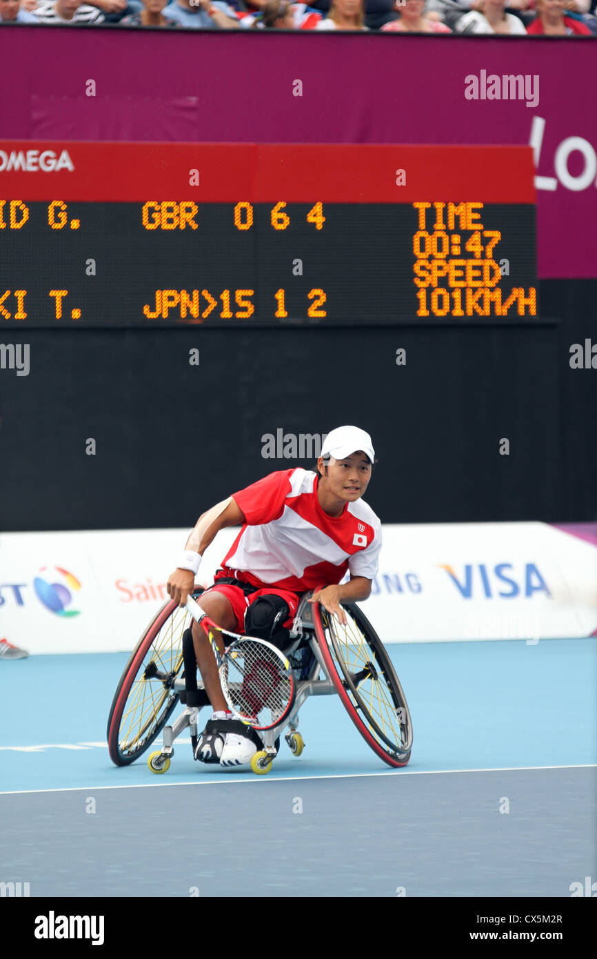 Takuya Miki du Japon dans le simple messieurs de la concurrence dans le tennis en fauteuil roulant à Eton Manor, parc olympique de Stratford. Londres Banque D'Images