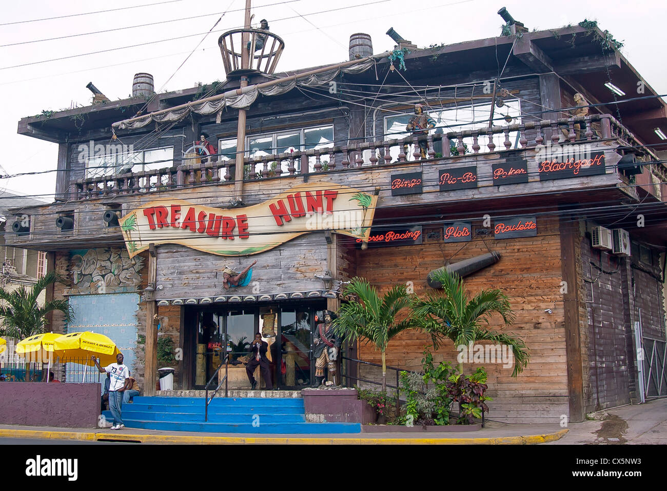 Chasse au trésor Restaurant , Ocho Rios, Jamaïque ouest des Caraïbes Banque D'Images