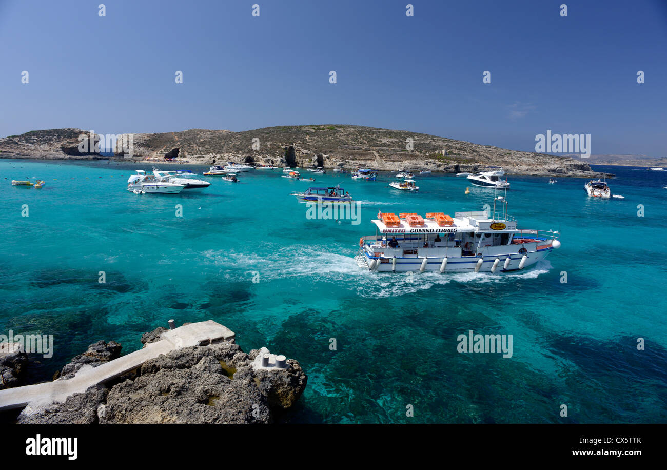 Le Blue Lagoon de Comino l'îlot de Cominotto, Malte Banque D'Images