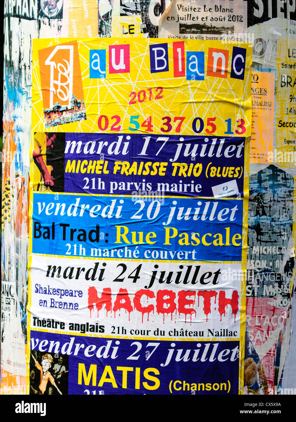 Theatre affiche pour une production de Macbeth dans Le Blanc, Indre, France Banque D'Images