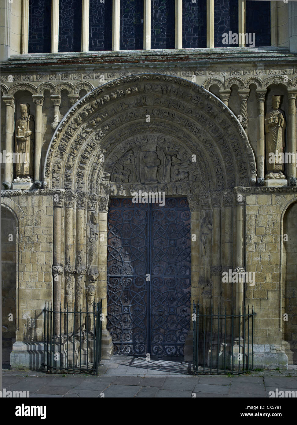 La Cathédrale de Rochester, Kent. portail ouest Banque D'Images