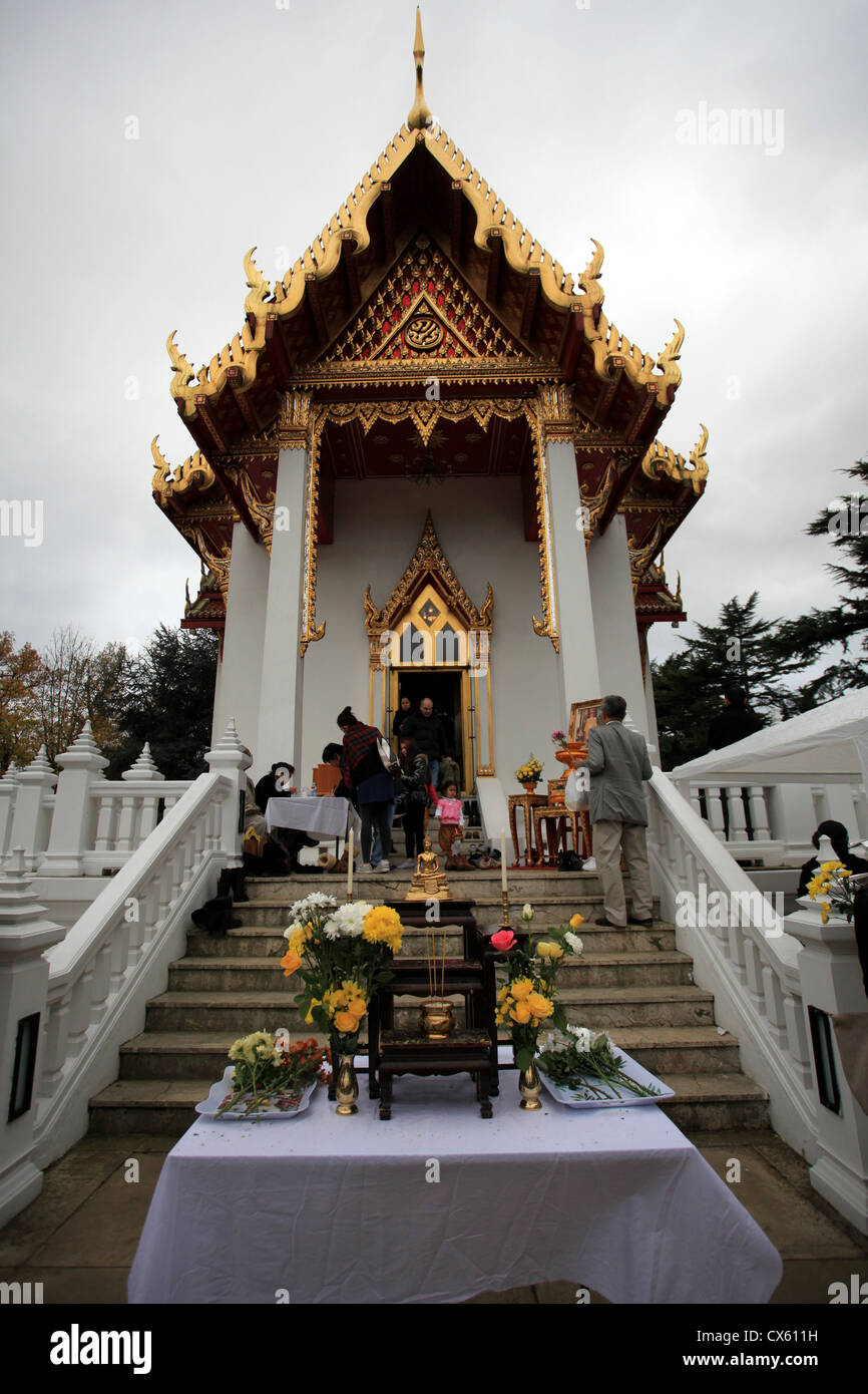 Le Wat Buddhapadipa Temple, Londres, Wimbledon Banque D'Images