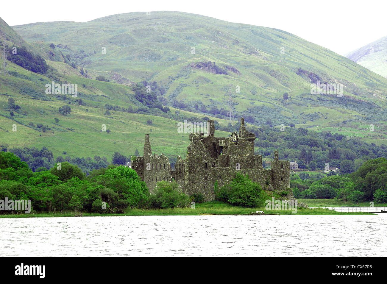 Le Château de Kilchurn, Loch Awe, Ecosse, la maison ancestrale des Campbells de Glen Orchy. Banque D'Images