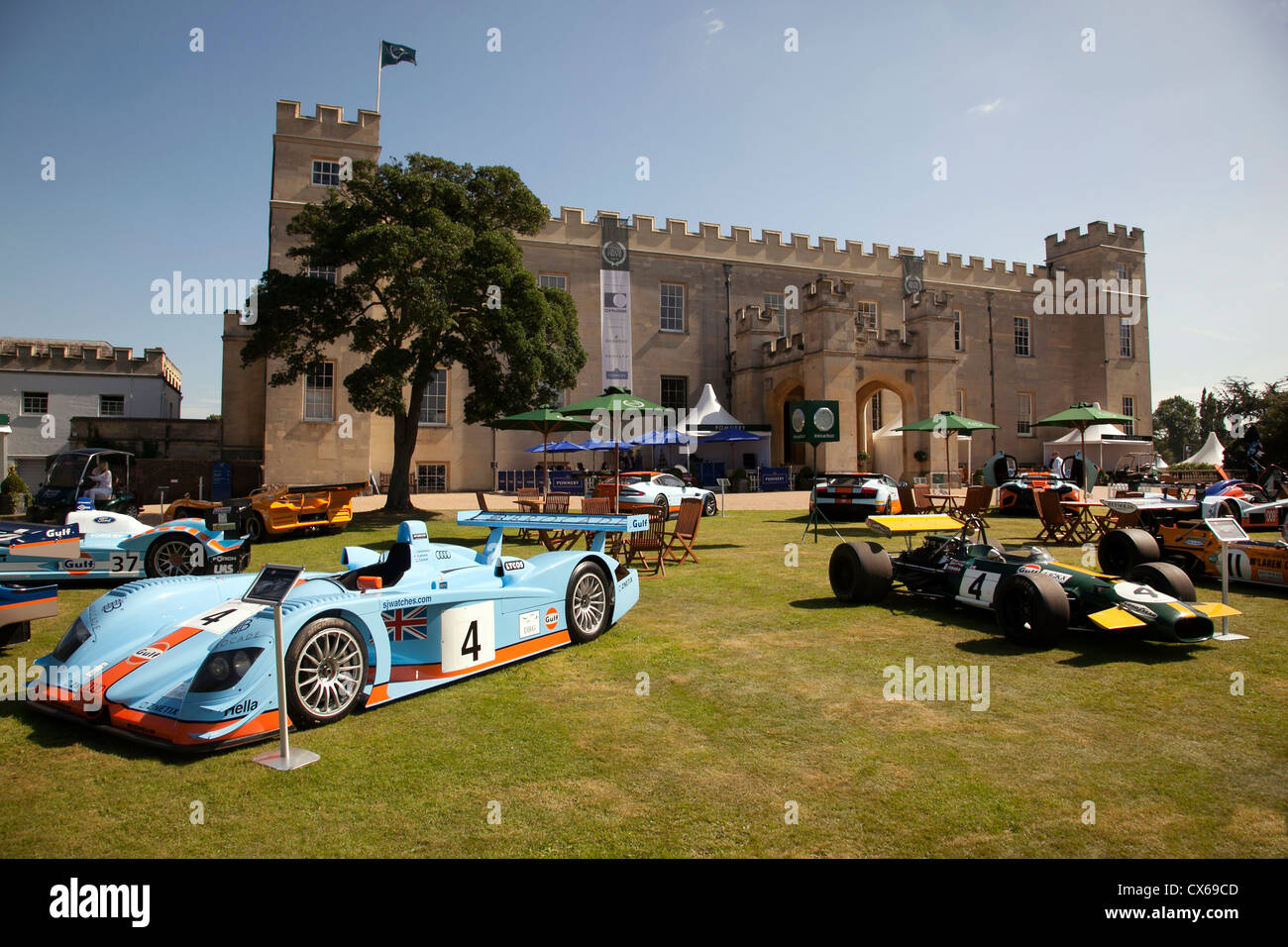 Gulf Oil collection de voiture de course Prive Salon Syon Park 2012 Banque D'Images