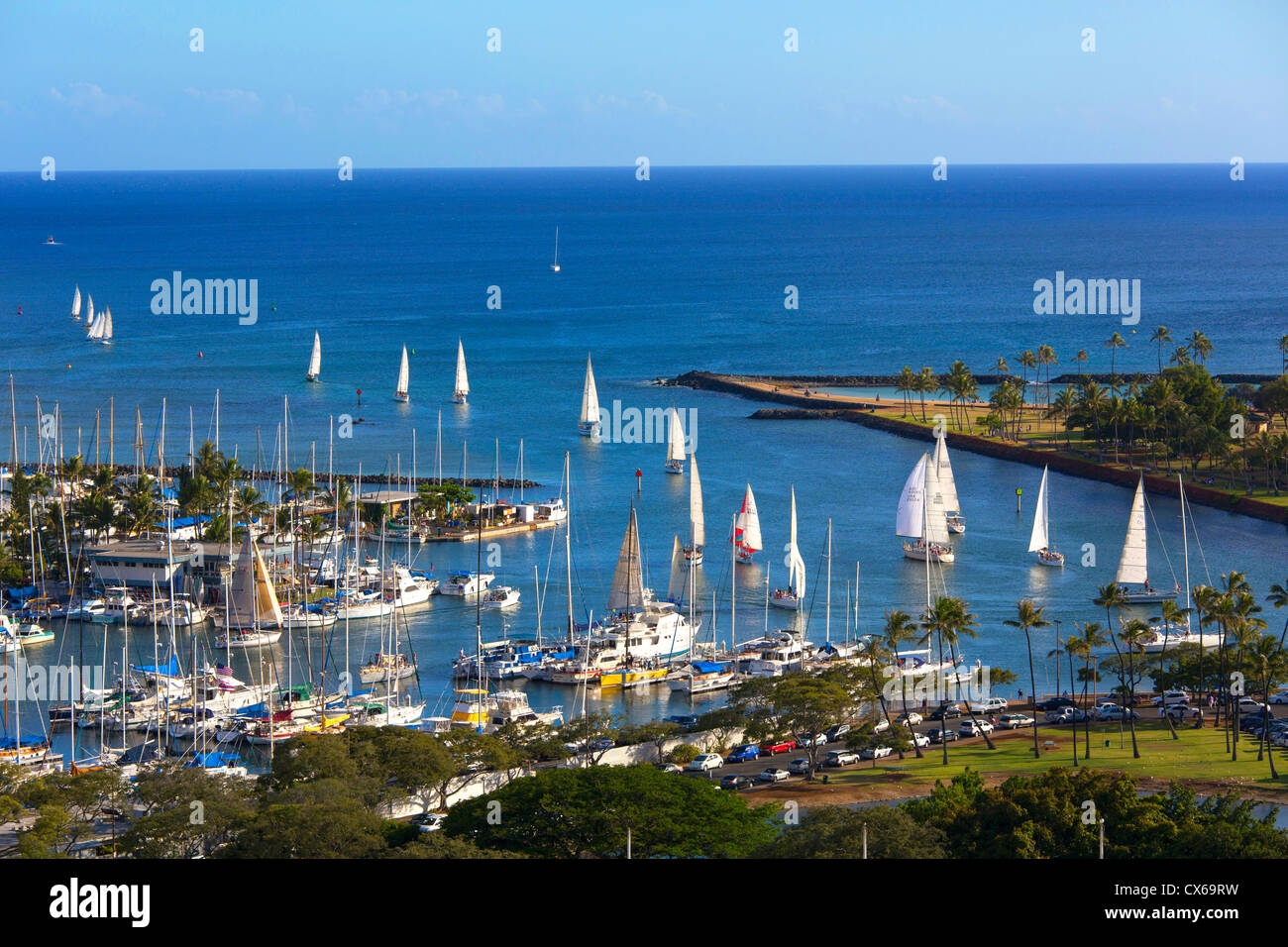 Ala Wai Yacht Harbour, Waikiki, Oahu, Hawaii Banque D'Images