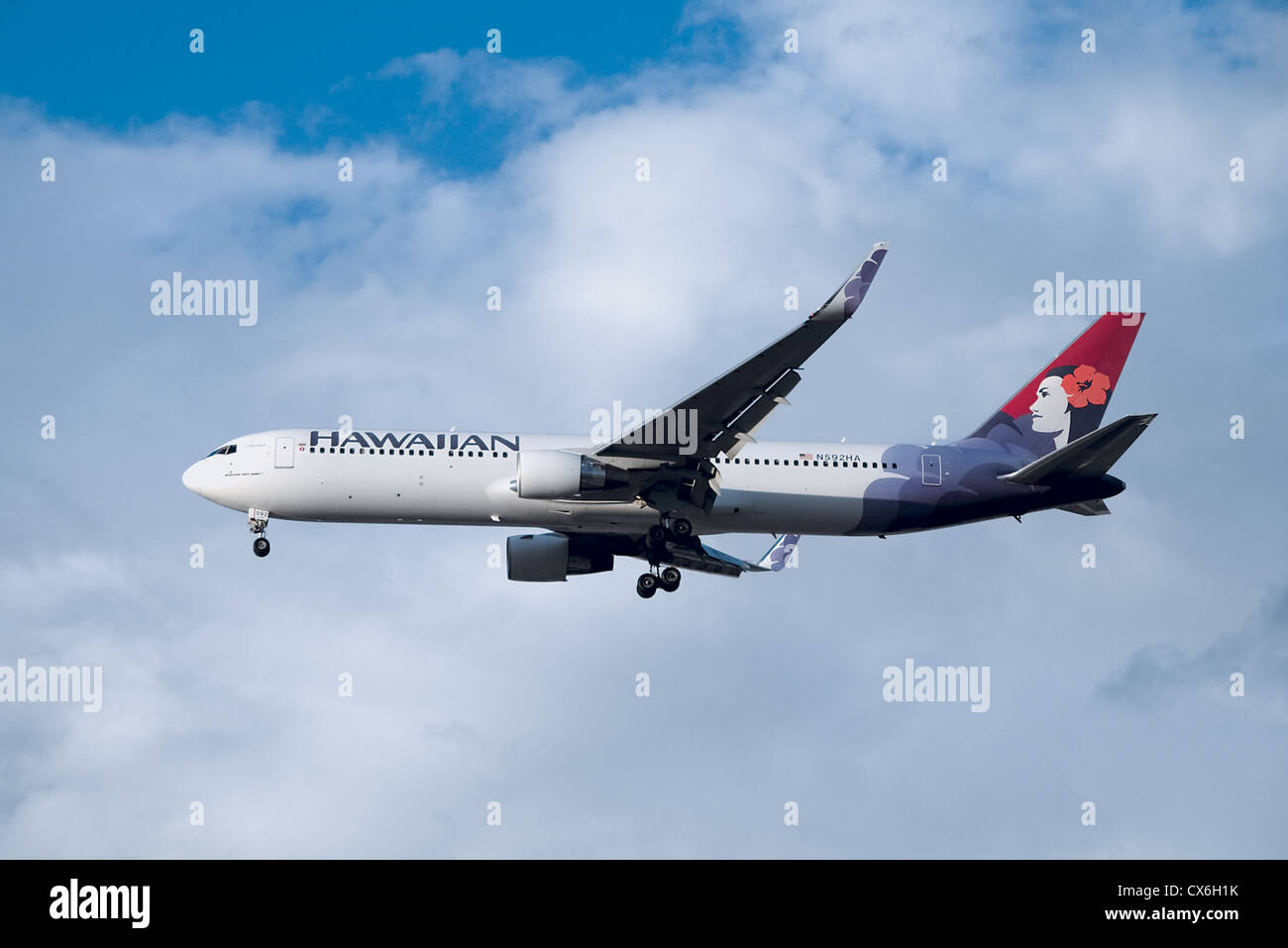 Hawaiian Airlines avion à l'atterrissage à l'aéroport international McCarran de Las Vegas, Nevada Banque D'Images
