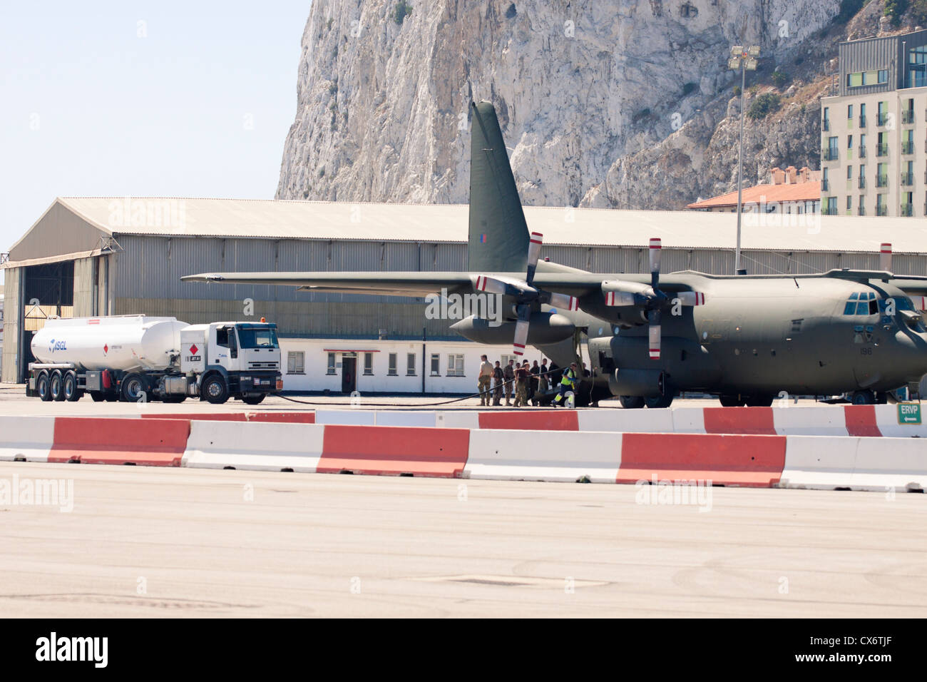 Lockheed C-130 Hercules de transport militaire à turbopropulseur à RAF l'aéroport de Gibraltar. 2 juillet 2012, Gibraltar, Royaume-Uni. Banque D'Images