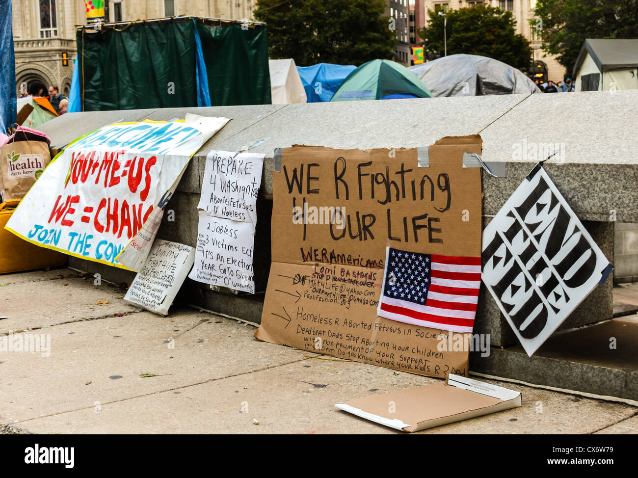 Des signes de protestation Occupy Wall Street Banque D'Images