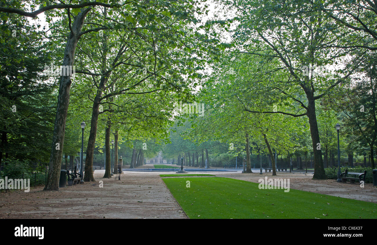 Bruxelles - parc en palais royal de matin Banque D'Images