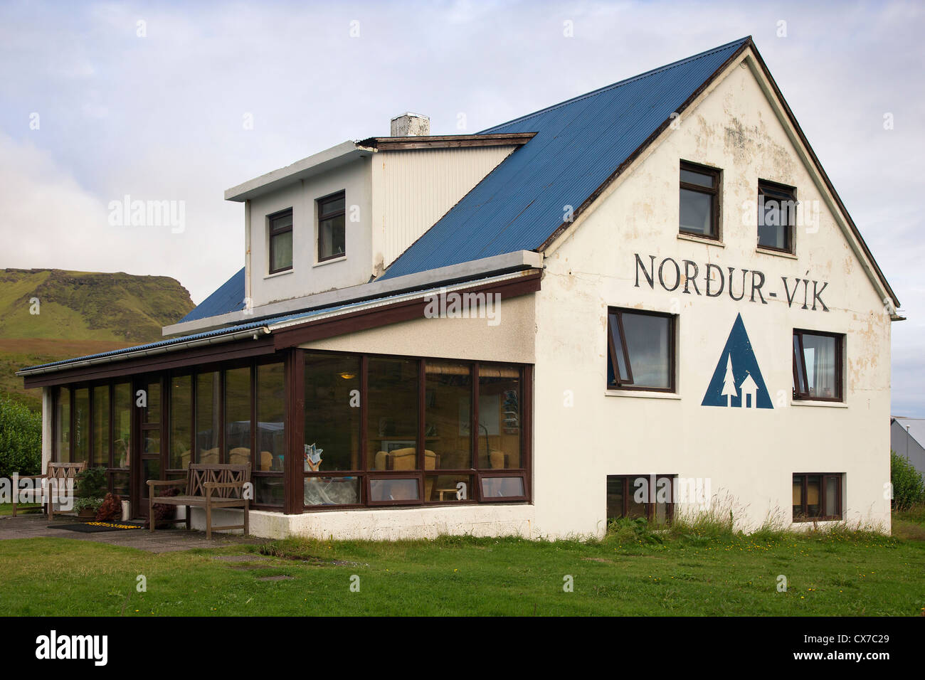 Vik Hostel, Vik, Sud de l'Islande Banque D'Images Vik Hostel, Vik, Sud de l'Islande Banque D'Images