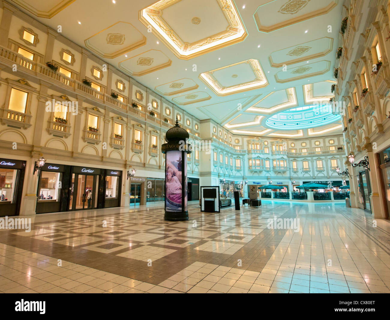 Que vous recherchiez un intérieur de Villaggio shopping mall à Doha Qatar Banque D'Images
