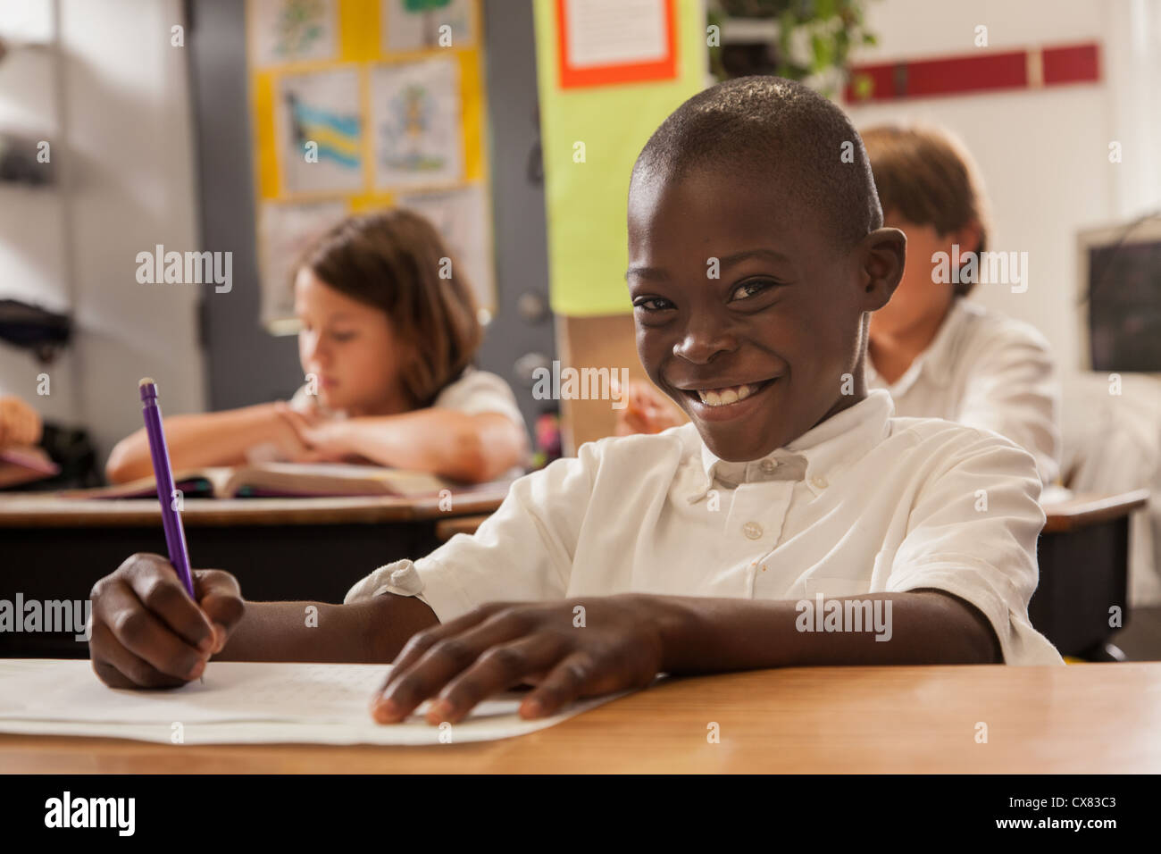 Les enfants de l'école des Bahamas à New Plymouth sur Green Turtle Cay, Bahamas. Banque D'Images