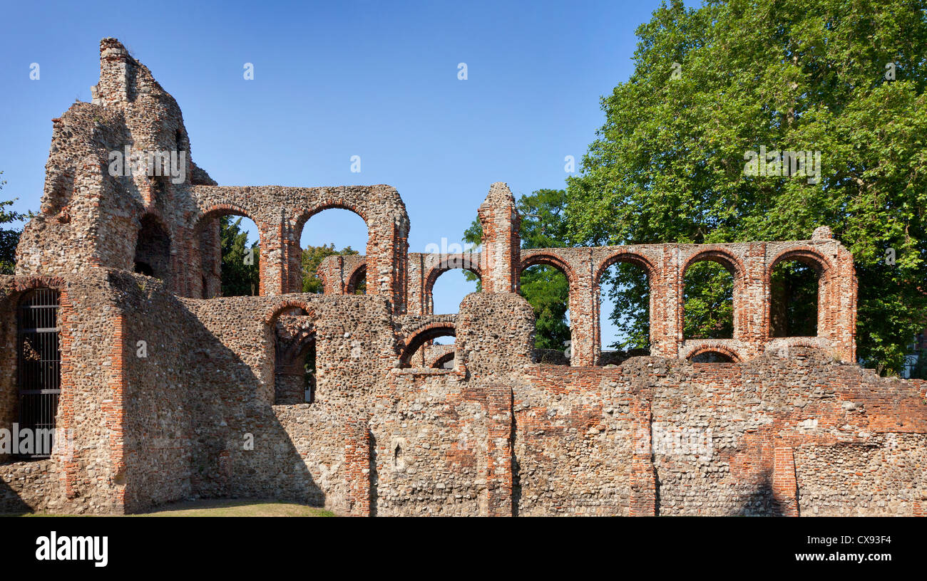 Ruines du Prieuré St Botolph, Colchester, Angleterre, la première église prieuré Augustin anglais. Banque D'Images