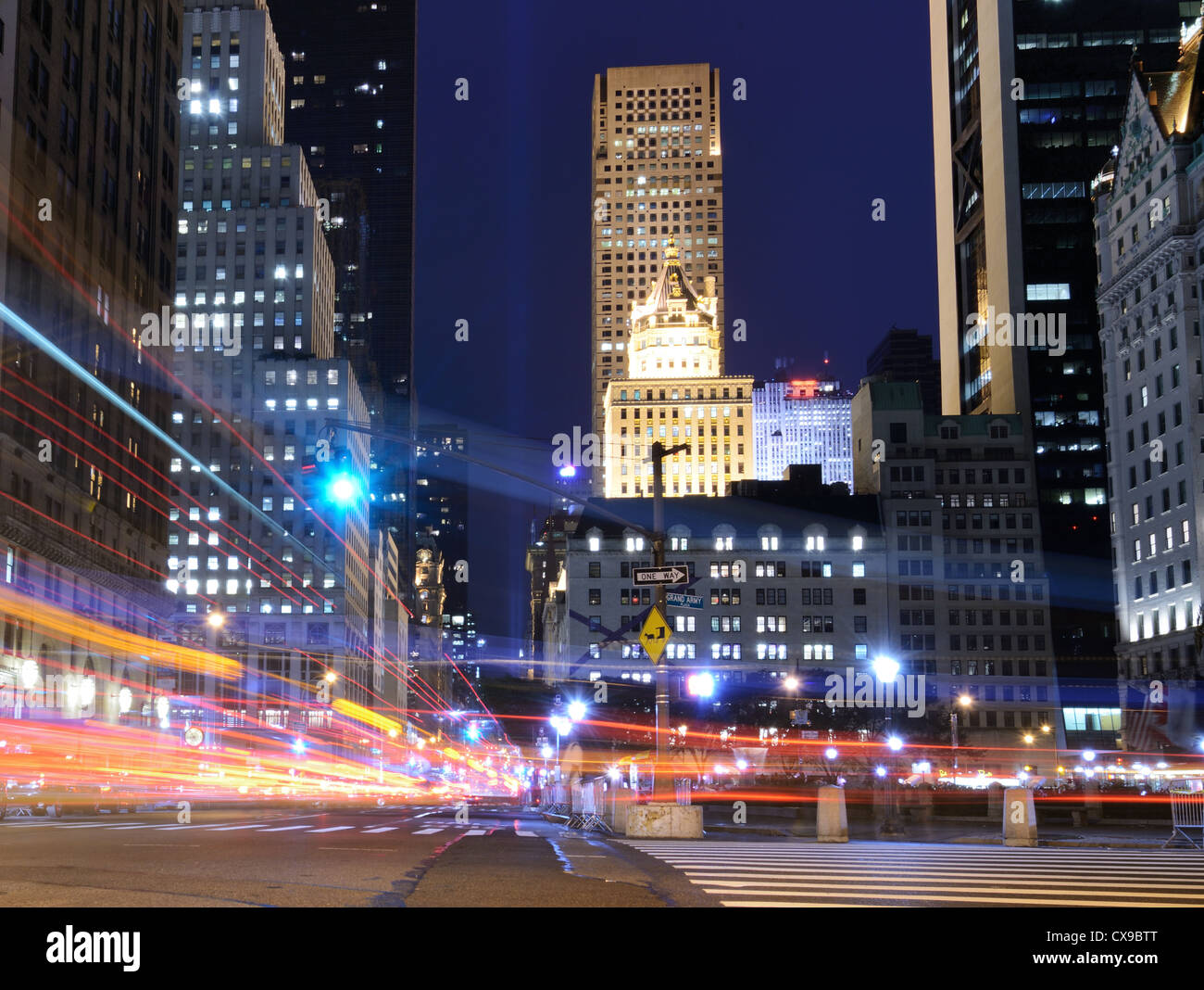 Le trafic de la 5e Avenue à New York City Banque D'Images