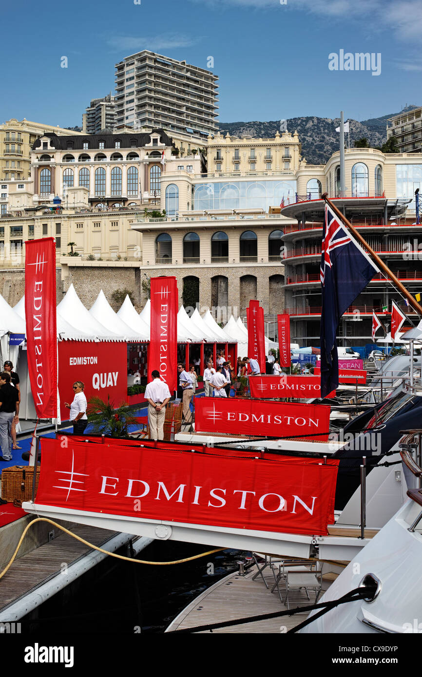 Edmiston courtiers bannières en 2012 Monaco Yacht Show Banque D'Images