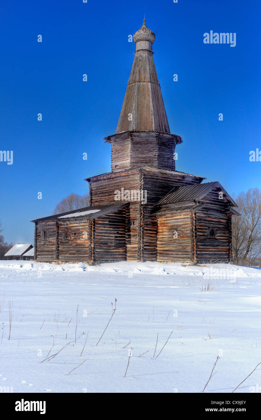 Église de la Dormition (1595), Musée de l'architecture en bois, Vitoslavlicy Veliky Novgorod, Novgorod Region, Russie Banque D'Images Église de la Dormition (1595), Musée de l'architecture en bois, Vitoslavlicy Veliky Novgorod, Novgorod Region, Russie Banque D'Images