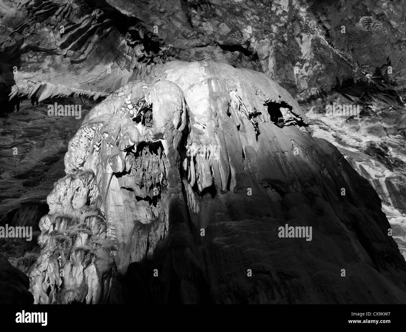 Manita peć (maladie de fourneau), grotte, parc national de Paklenica Croatie Banque D'Images