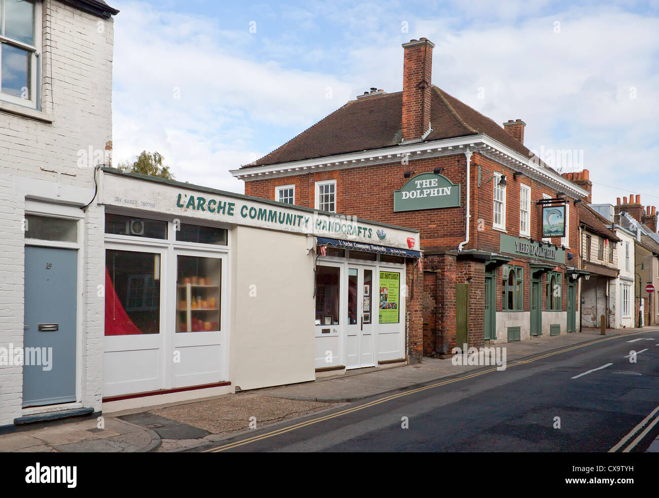 Communauté de l'Arche centre de bienfaisance Handycrafts Canterbury Kent La Pub Dolphin Banque D'Images