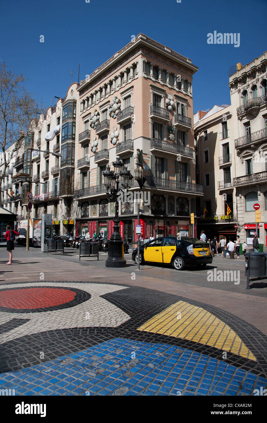 Mosaïque de la chaussée par Joan Miro sur Las Ramblas, Barcelone, Catalogne, Espagne, Europe Banque D'Images