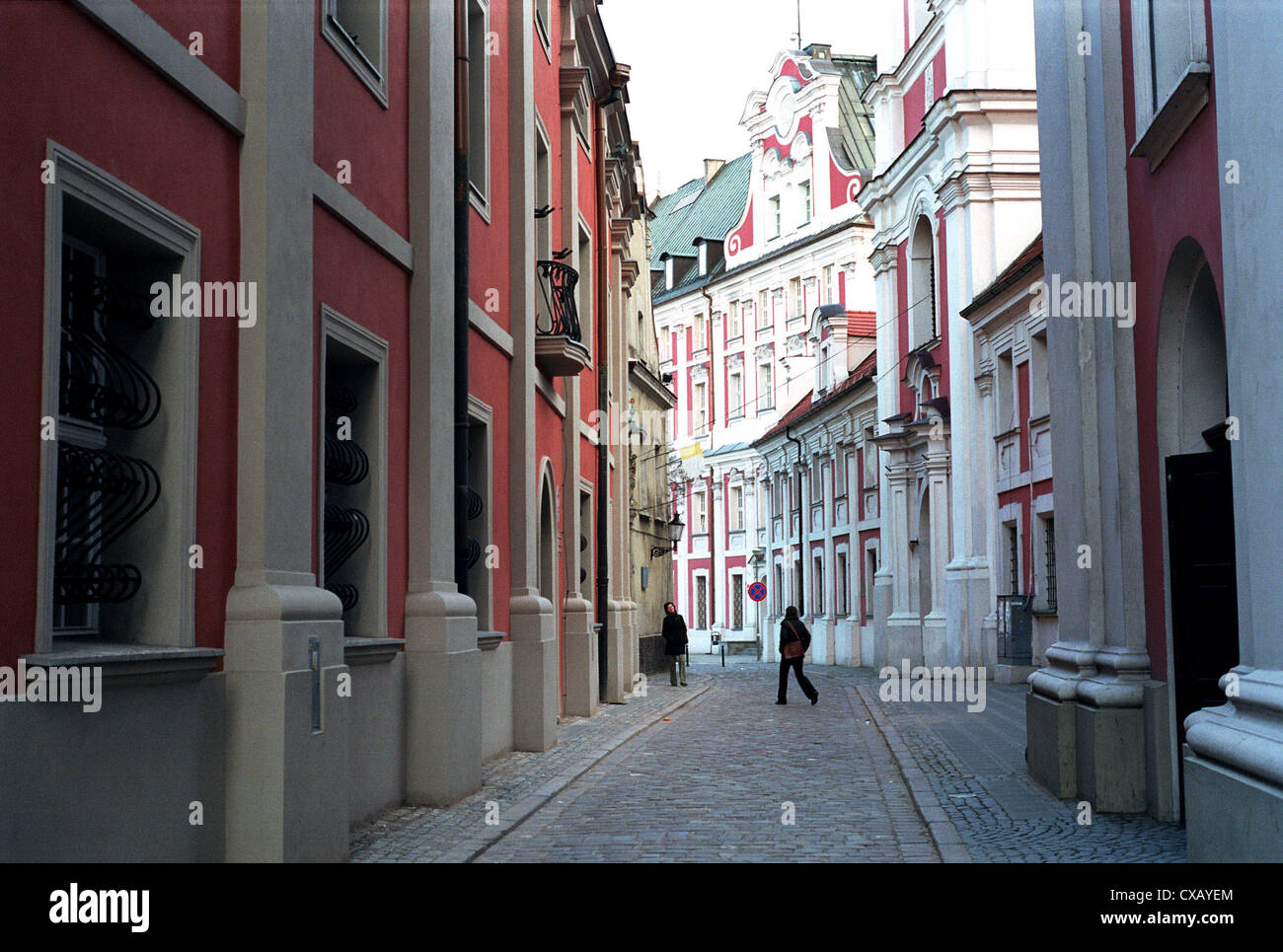 Une ruelle dans la vieille ville de Poznan, Pologne Banque D'Images