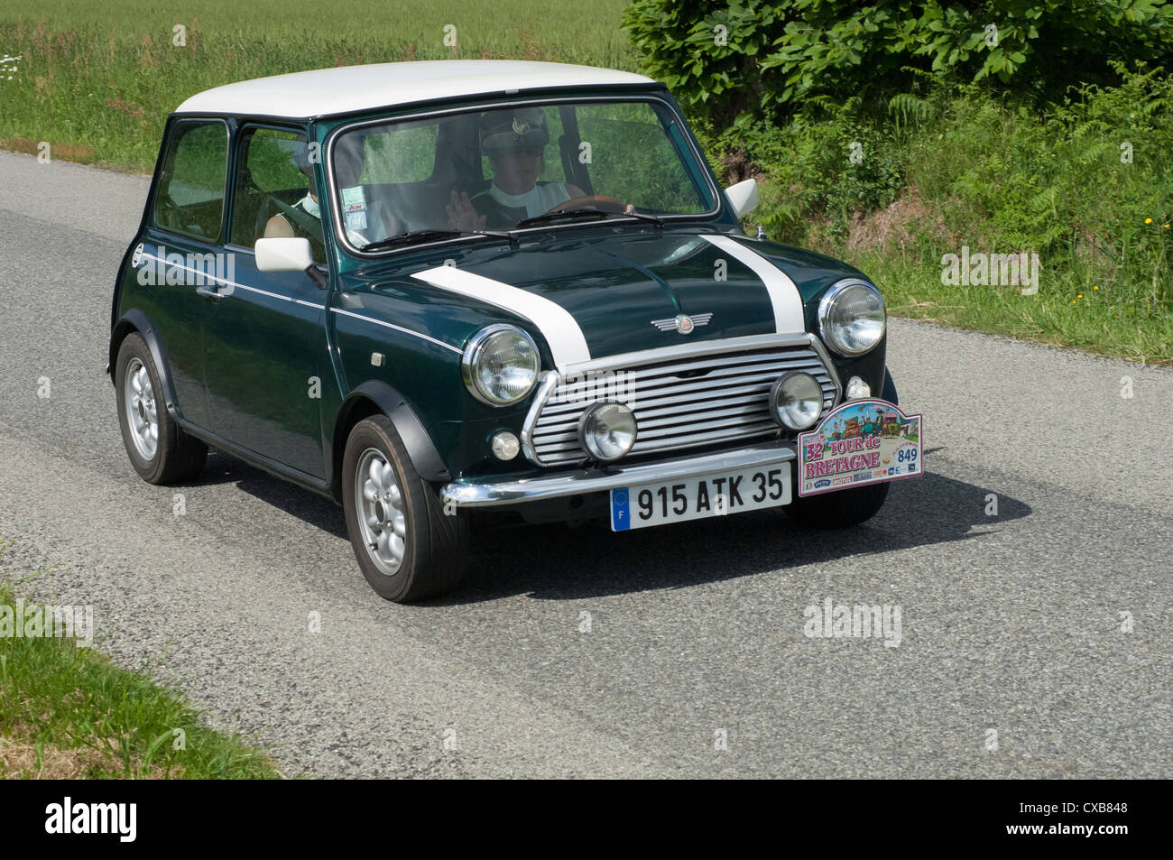 Austin Mini Cooper De 1982 Dans Le Tour De Bretagne France 2012