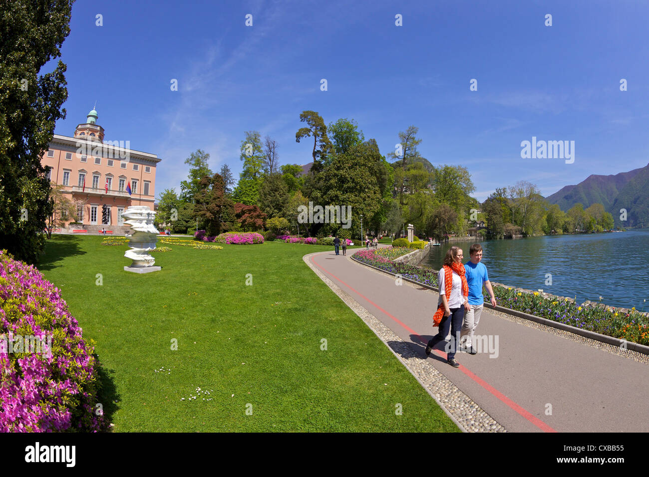 Vue de la Villa Ciani du Parco Civico, Lugano, Lac de Lugano, Tessin, Suisse, Europe Banque D'Images