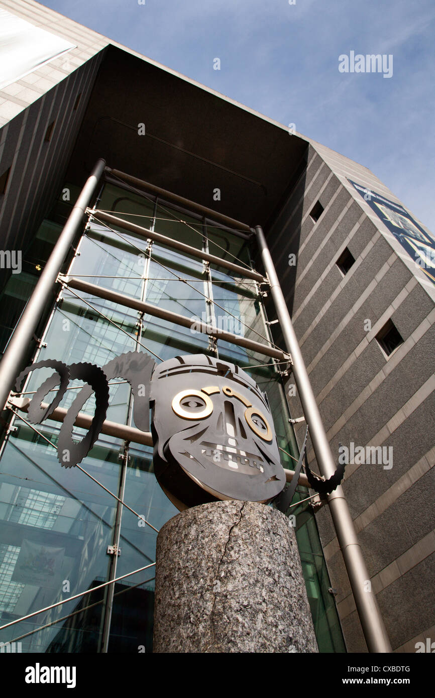 Royal Armouries Museum dans Armouries Square, Leeds, West Yorkshire, Yorkshire, Angleterre, Royaume-Uni, Europe Banque D'Images