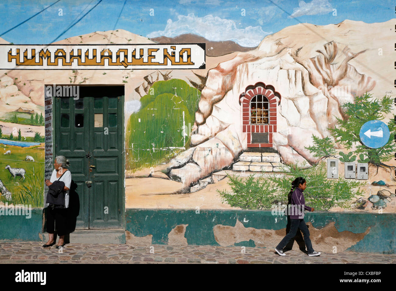 Scène de rue à Humahuaca, Quebrada de Humahuaca, Province de Jujuy, en Argentine. Banque D'Images