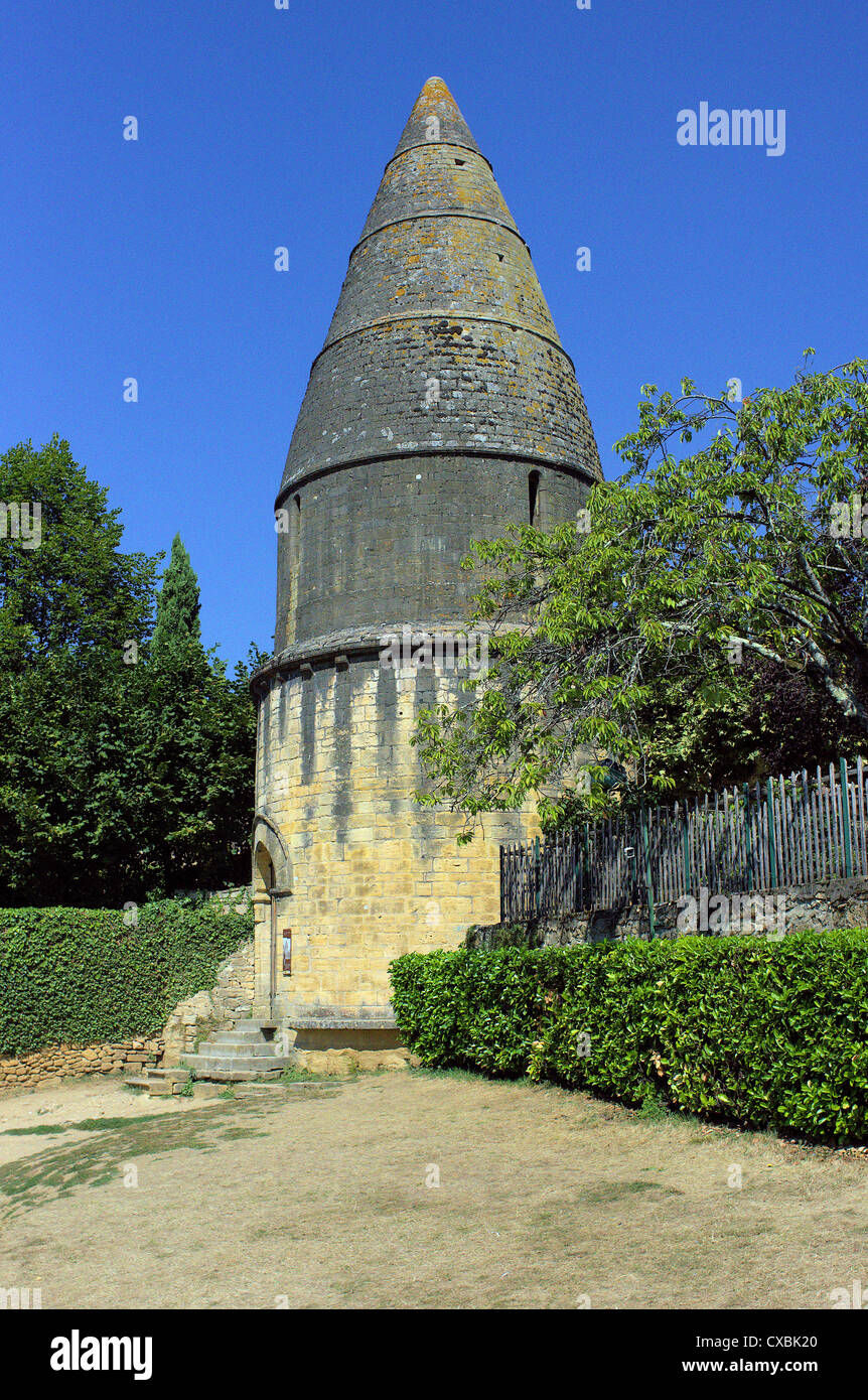 La Lanterne des morts de Sarlat la Caneda Dordogne Perigord Noir France  Photo Stock - Alamy