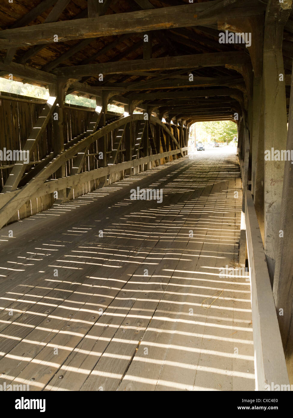 Village pont couvert, Waitsfield, VT, USA Banque D'Images