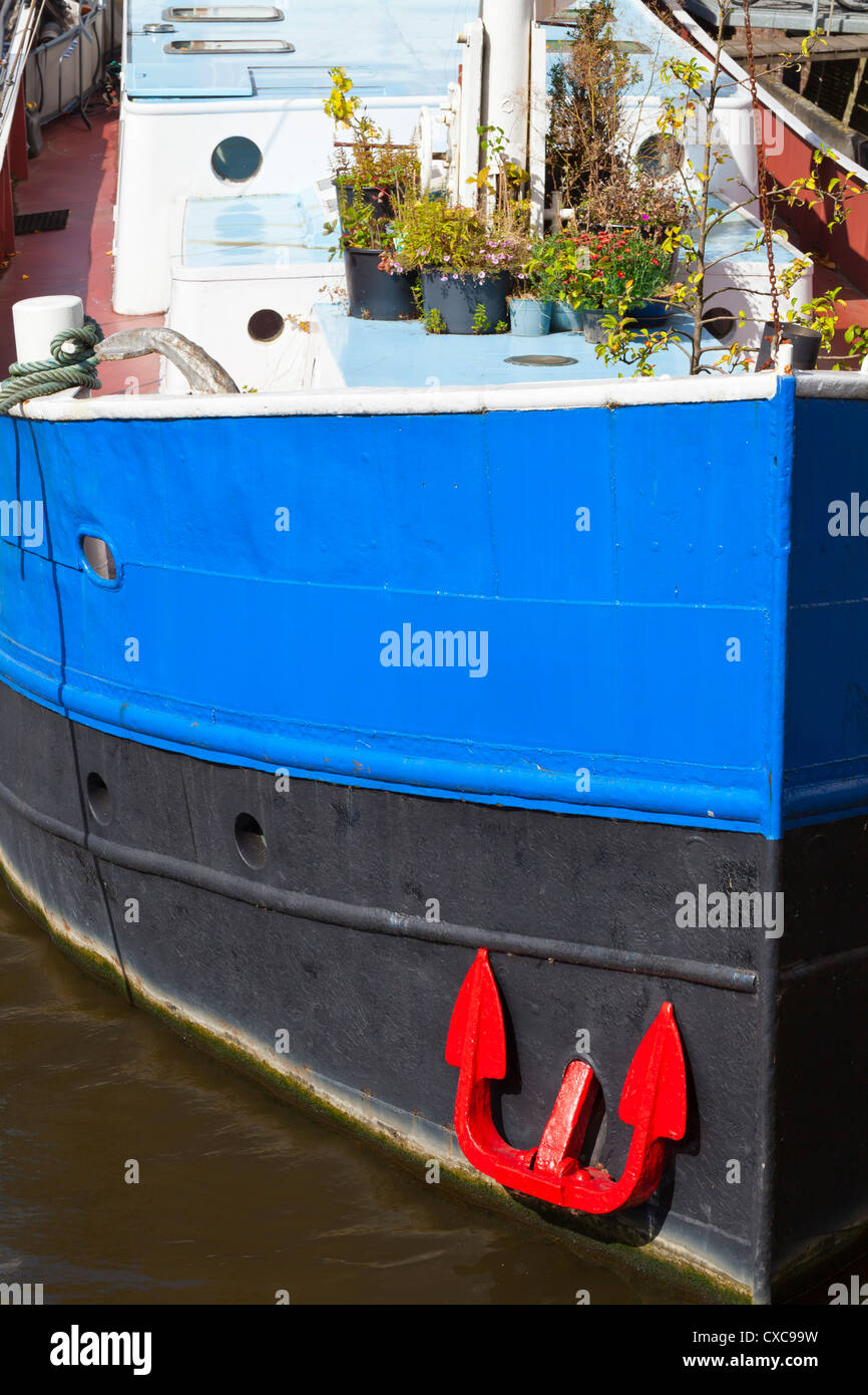House boat à la rivière Amstel - Amsterdam, Pays-Bas, Europe Banque D'Images