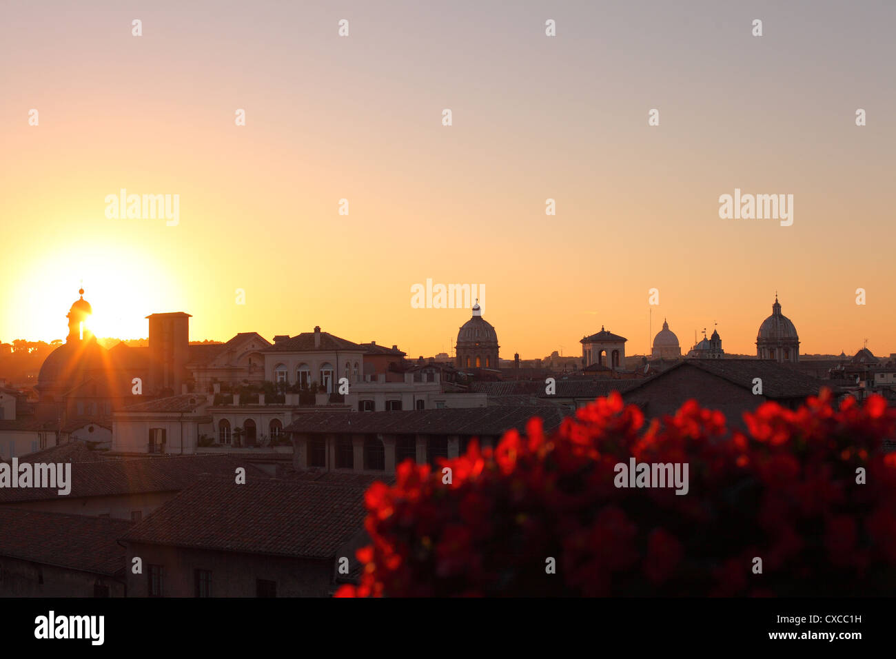 Rome, la colline du Capitole, la Piazza del Campidoglio, vue sur Rome coucher du soleil Banque D'Images