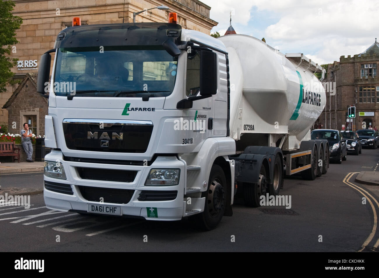 Lafarge pétrolier articulé en passant par centre de Bakewell Banque D'Images