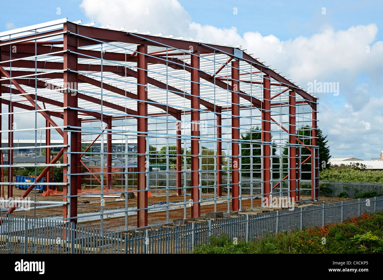 Le cadre en acier d'un nouveau bâtiment Banque D'Images