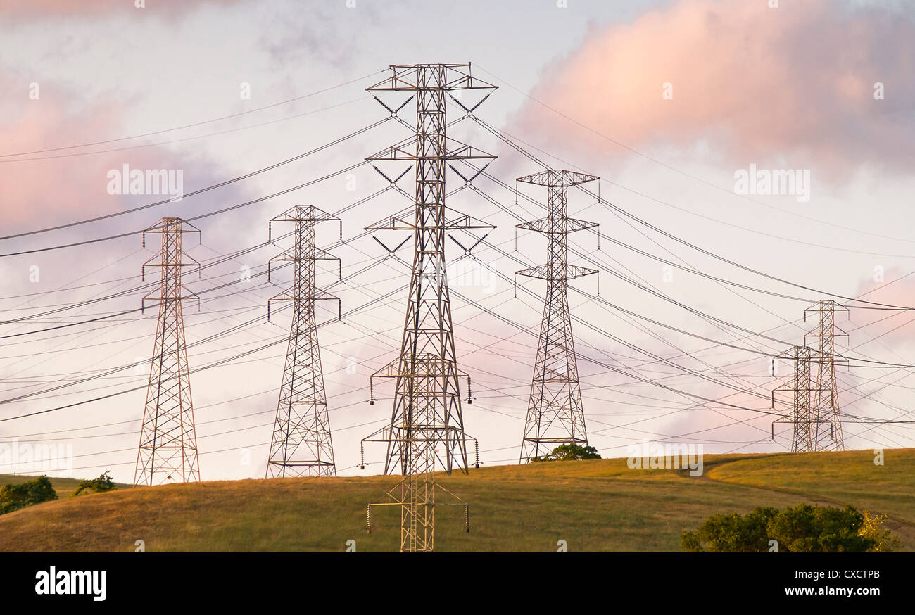 Electric pylon california usa Banque de photographies et d’images à