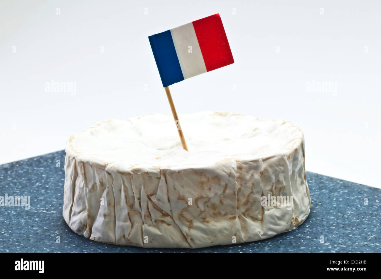 Camembert Fromage Francais Avec Un Drapeau Francais Photo Stock Alamy