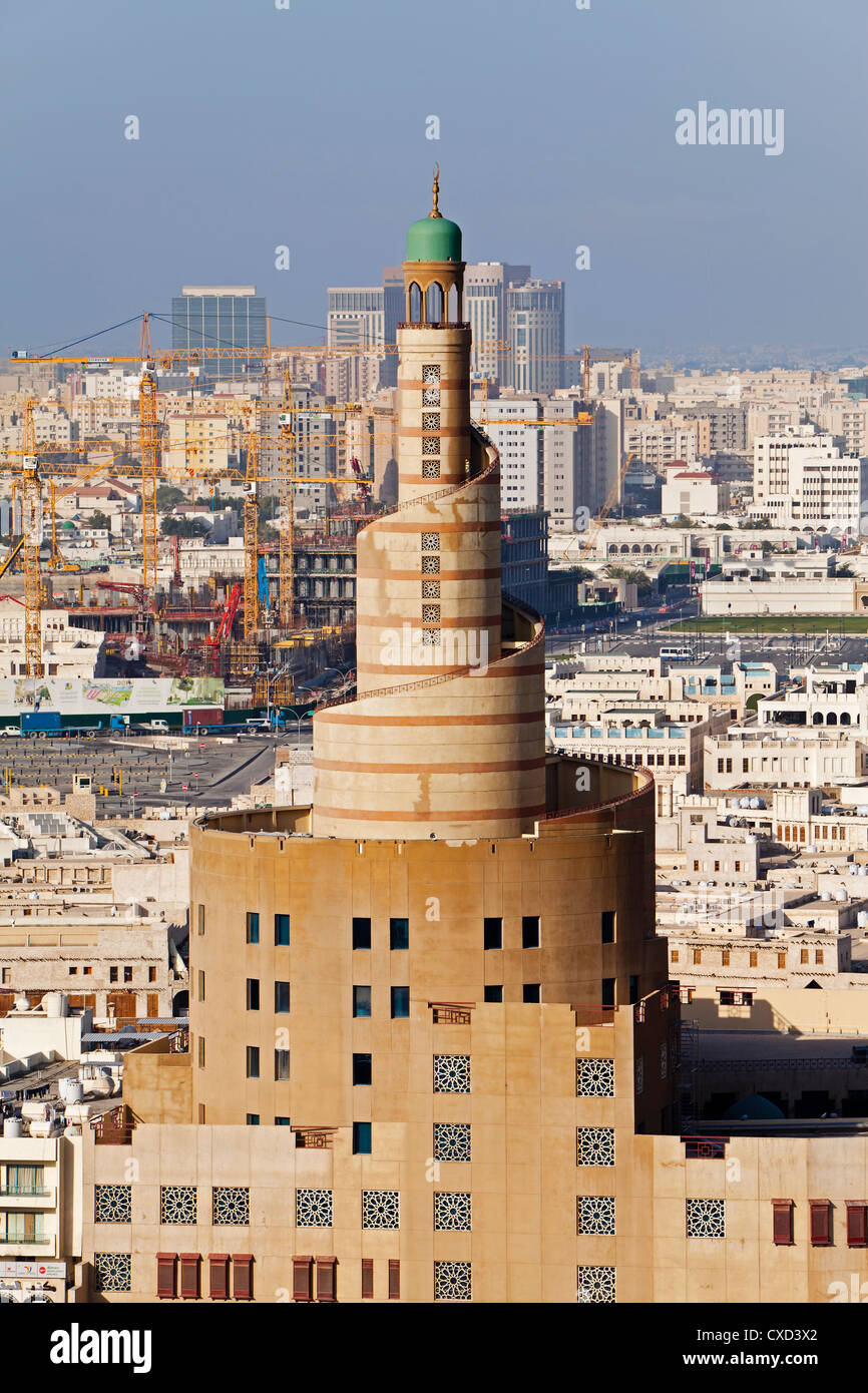 La spirale de la mosquée Kassem Darwish Fakhroo Centre islamique de Doha, Doha, Qatar, Moyen-Orient Banque D'Images