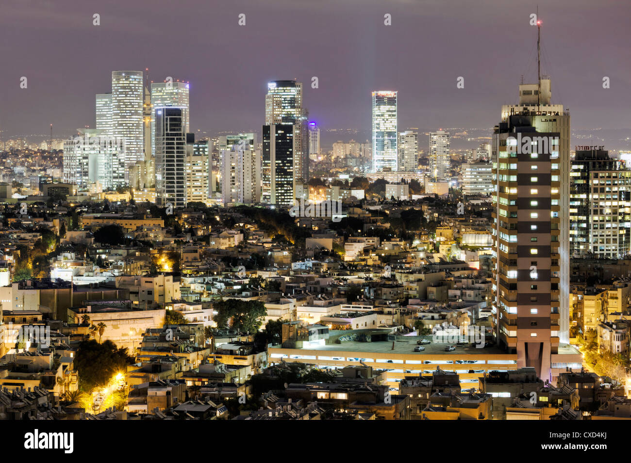 Une vue sur la ville vers le centre commercial et d'affaires, Tel Aviv, Israël, Moyen Orient Banque D'Images