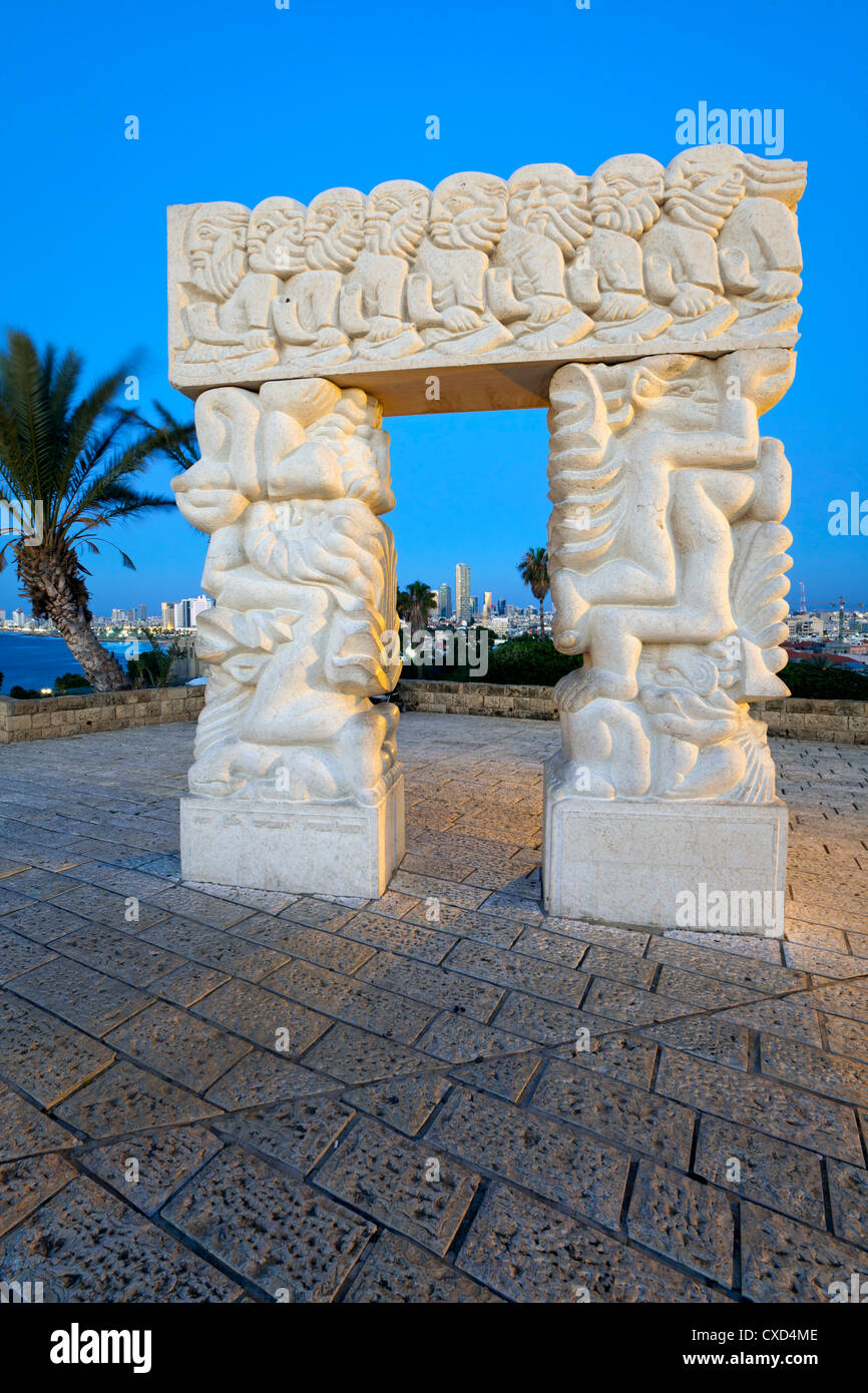 Sculpture représentant la chute de Jéricho, le sacrifice d'Isaac et de Jacob, le rêve de jardins HaPisgah, Tel Aviv, Israël, Moyen Orient Banque D'Images