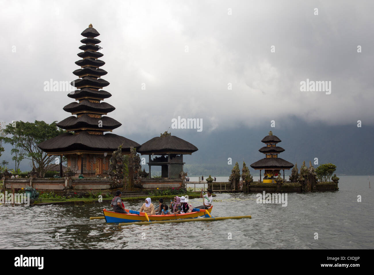 Pura Ulun Danu Bratan Temple (Hindu-Buddhist) - Candi Kuning - Bali - Indonésie Banque D'Images