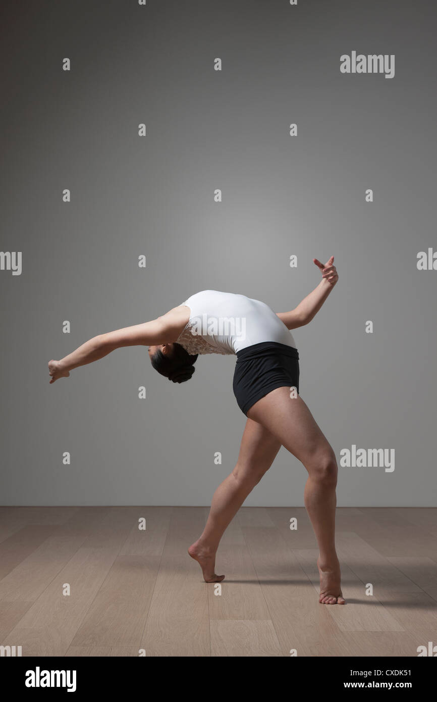 Portrait gracieux danseur de ballet Banque D'Images